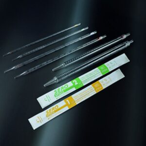 Serologinen pipetti 10 ml, 336 mm, asteikko 0,1 ml välityksellä, violetti, yksittäispakattu